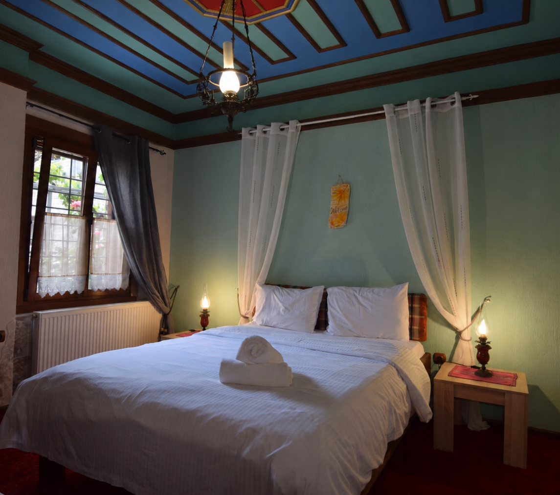 Vikos_hotel_room1_01