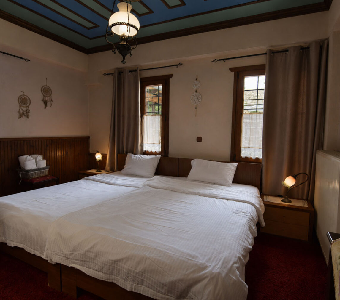 Vikos_hotel_room2_01